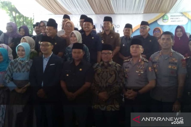 Halal bihalal Pemprov Jabar dihadiri Aher dan Iriawan