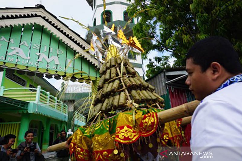 Tradisi lebaran Mandura Kampung Baru