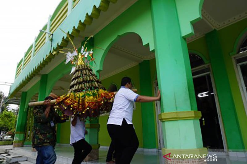 Tradisi lebaran Mandura Kampung Baru