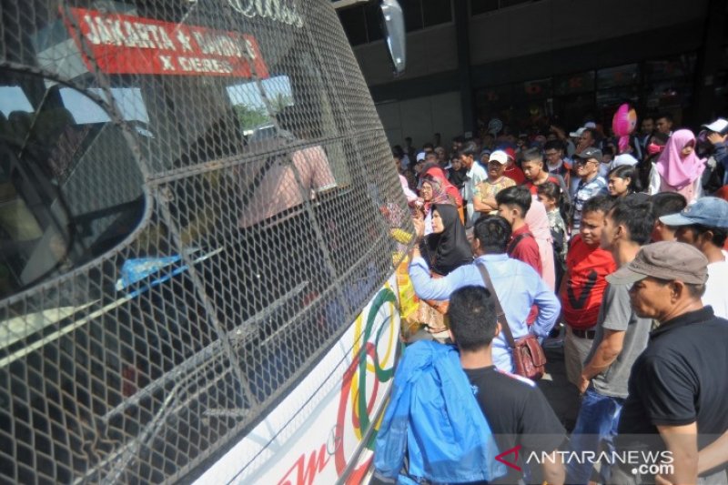 ARUS BALIK BUS KE JAKARTA