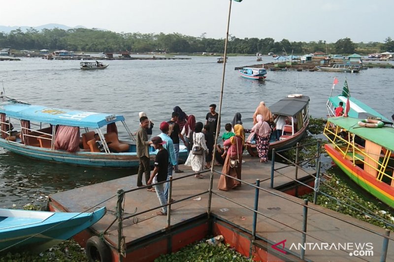 Kunjungan wisatawan ke Waduk Jangari Cianjur menurun