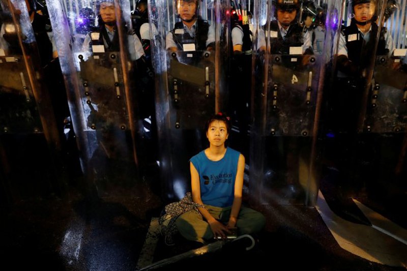 Melihat penampakan People Power di Hongkong