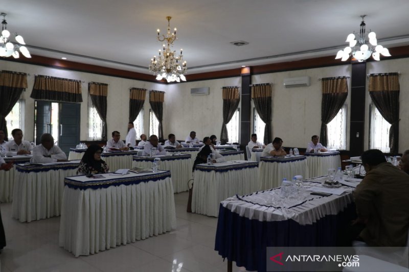 Sesuaikan kemampuan dengan jabatan, pejabat eselon II Padang Panjang ikuti uji kompetensi