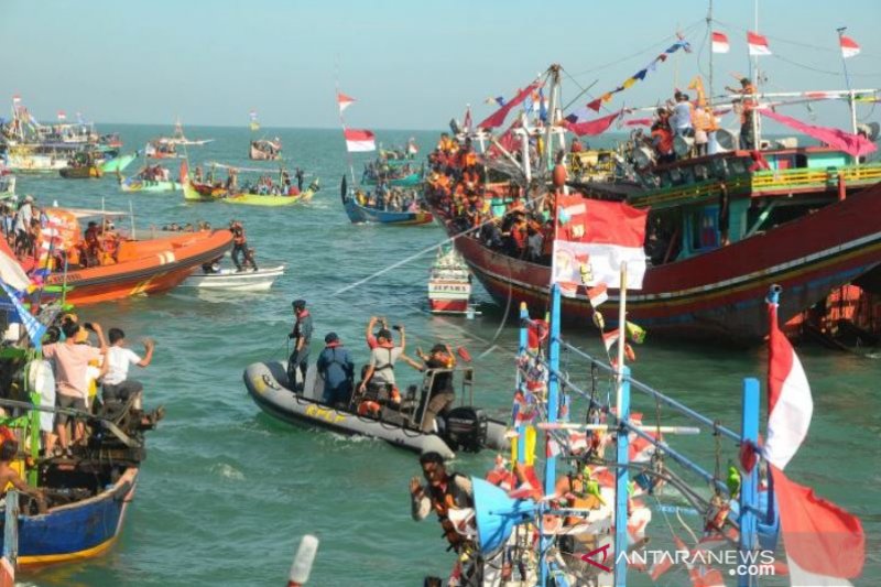 TRADISI PESTA LOMBAN JEPARA