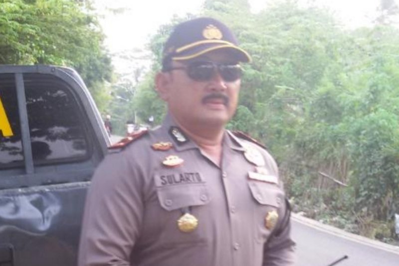 Polisi selidiki selembaran pengakuan Sensen sebagai Presiden di Garut