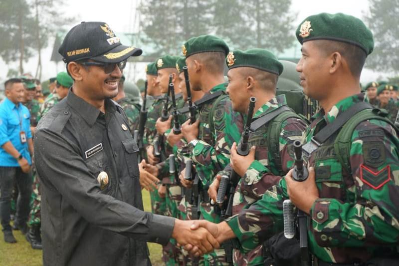 450 prajurit Yonif Raider Garut berangkat ke perbatasan Indonesia-Malaysia