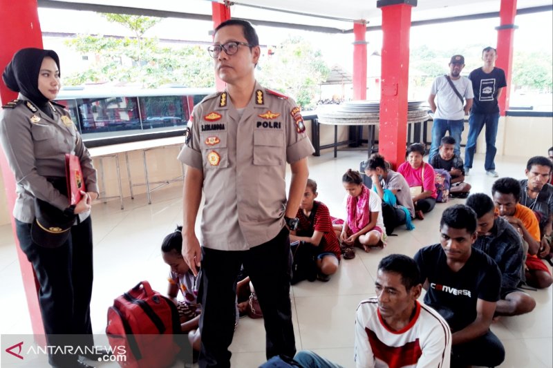 Polda Kepri amankan 21 PMI Ilegal asal NTT