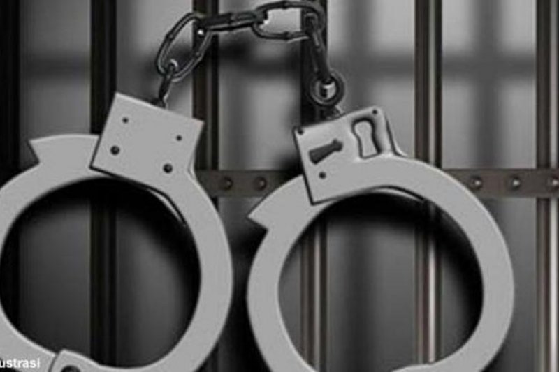 Polisi tangkap tiga wanita pencuri emas majikannya di Garut