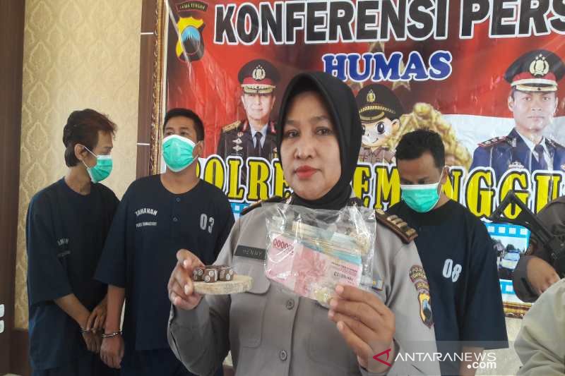 Empat pejudi dadu di Temanggung diringkus