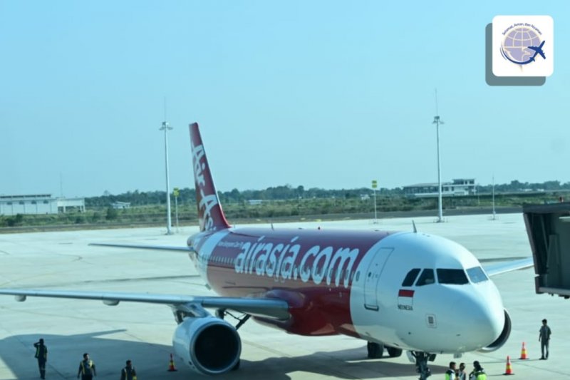 Pesawat AirAsia jadi yang perdana mendarat di Bandara Kertajati