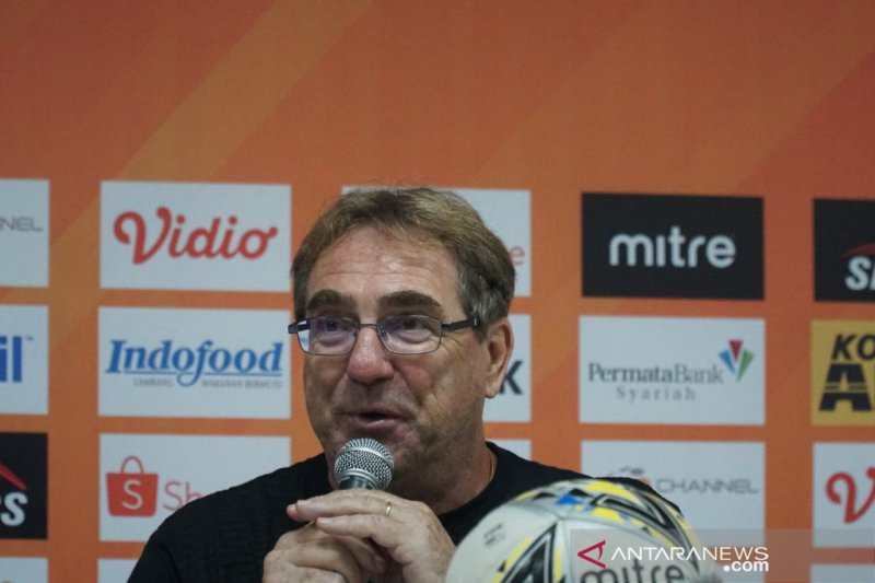 Pelatih Robert: Persib kalah karena pemain hilang fokus