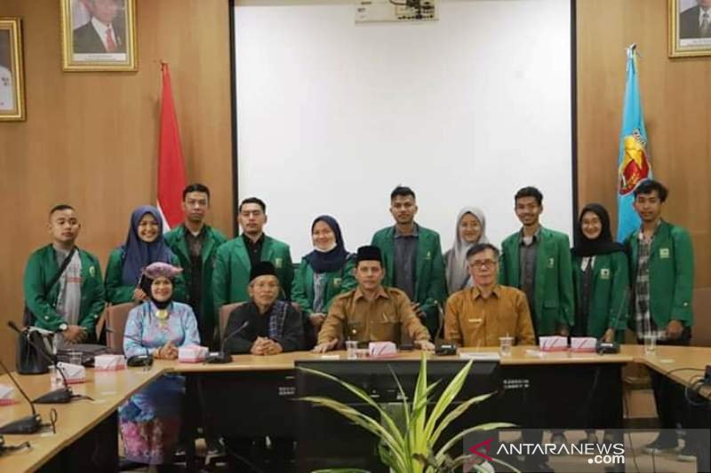 Reinier harapkan mahasiswa KKN dapat beradaptasi dan kreatif berkegiatan