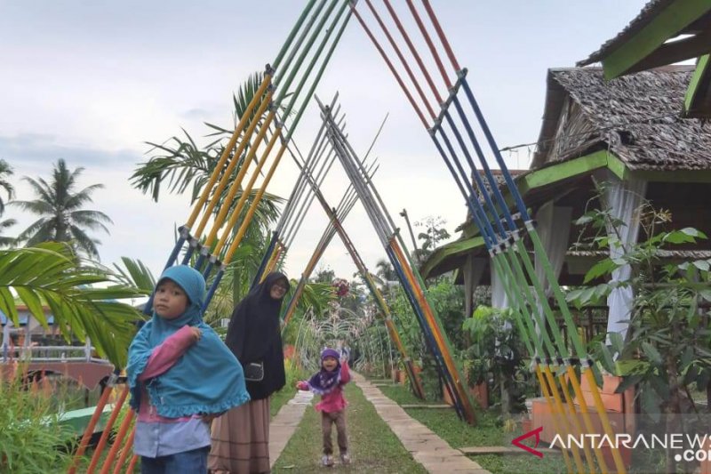 Gali Potensi Desa Melalui Balek Kampoeng Paduan Agrowisata Dan Hobi Antara News<script async src=