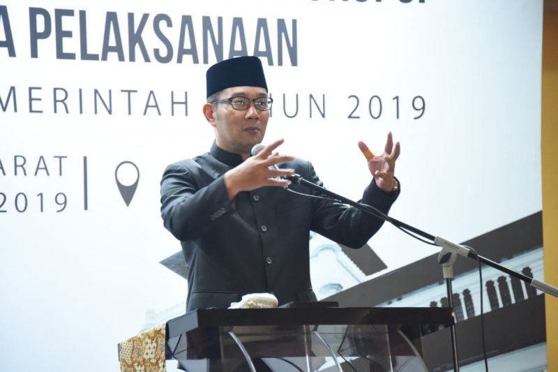 Ridwan Kamil minta tim kesehatan pro-aktif pantau calon haji