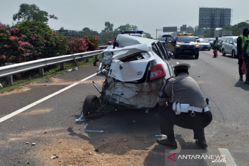 Tabrakan beruntun di Tol Jakarta-Bogor, satu meninggal dunia
