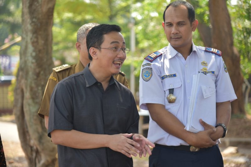 DPRD Jabar dorong pembangunan jalur kereta ke Bandara Kertajati