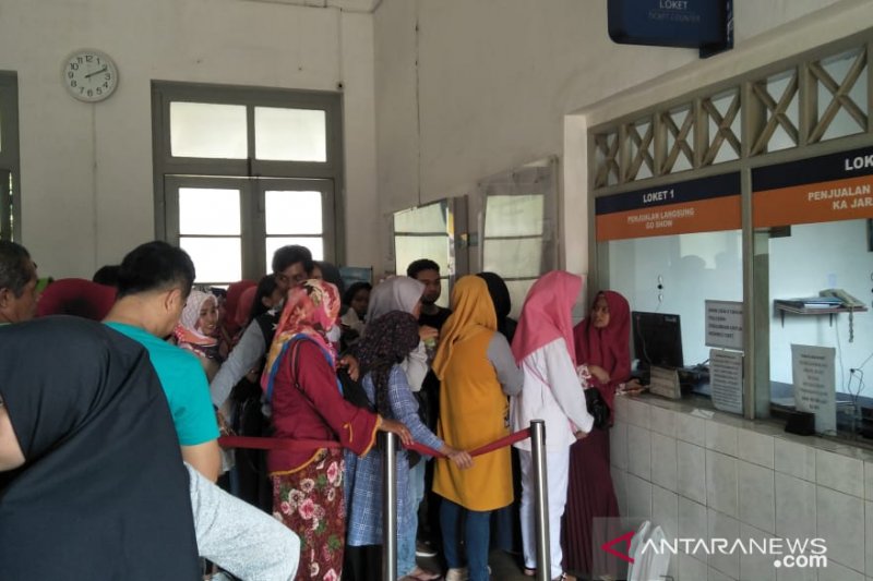 Penumpang KA Cianjur-Sukabumi meningkat selama libur sekolah