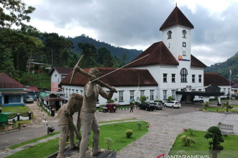 REVITALISASI CAGAR BUDAYA JADI HOTEL