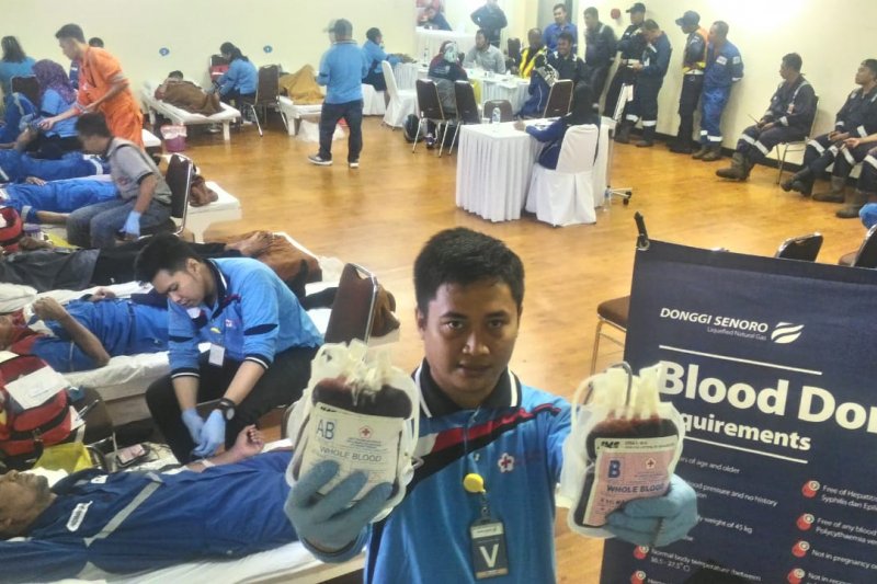 Donor darah karyawan DSLNG kumpulkan 1.616 kantong untuk PMI Banggai