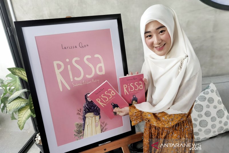 Larissa Chou Tuangkan Kisah Hidup Dalam Buku Sebuah Pilihan Hidup Antara News Makassar