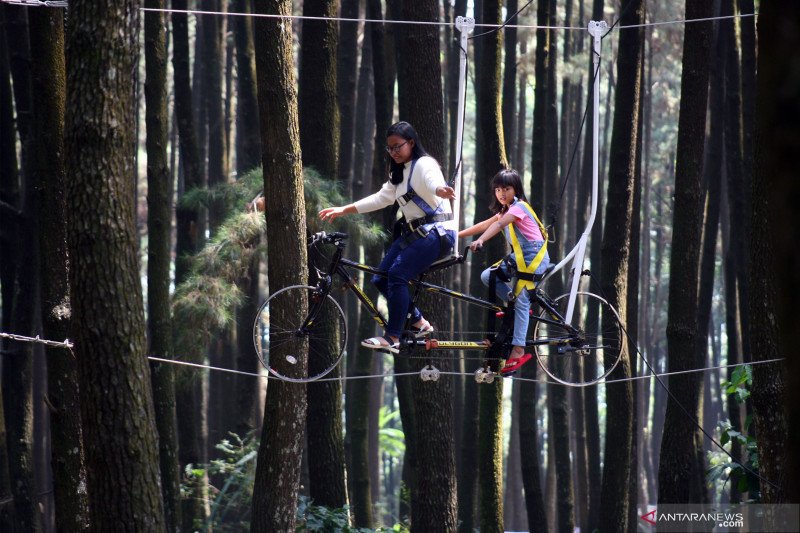 Rekomendasi Destinasi Wisata Untuk "Long Weekend" Selain Puncak - Antara News