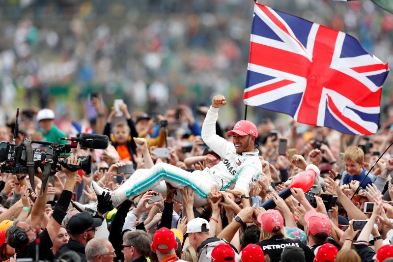 Lewis Hamilton cetak rekor enam juara di GP Inggris