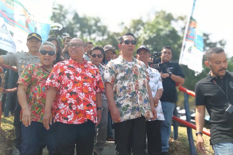 Ridwan Kamil: Kolam jaring apung di Waduk Jatiluhur akan ditata