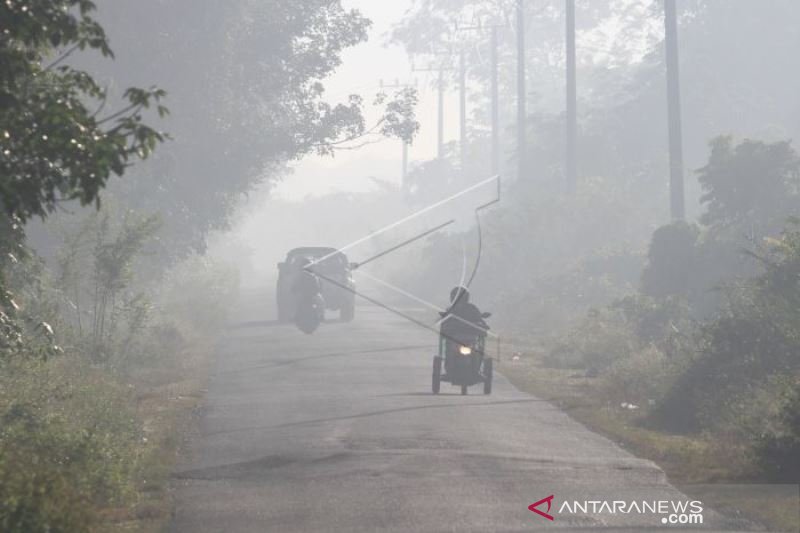 KABUT ASAP SEMAKIN TEBAL DI ACEH BARAT