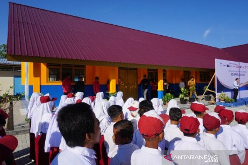 Bantuan fasilitas  pendidikan CT  Corp