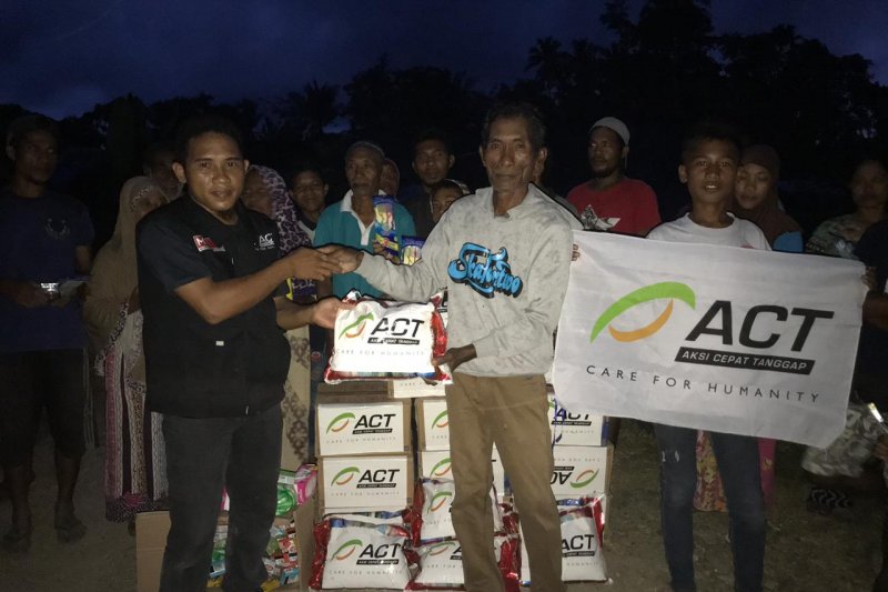 ACT berikan bantuan kepada 300 KK korban gempa Maluku Utara