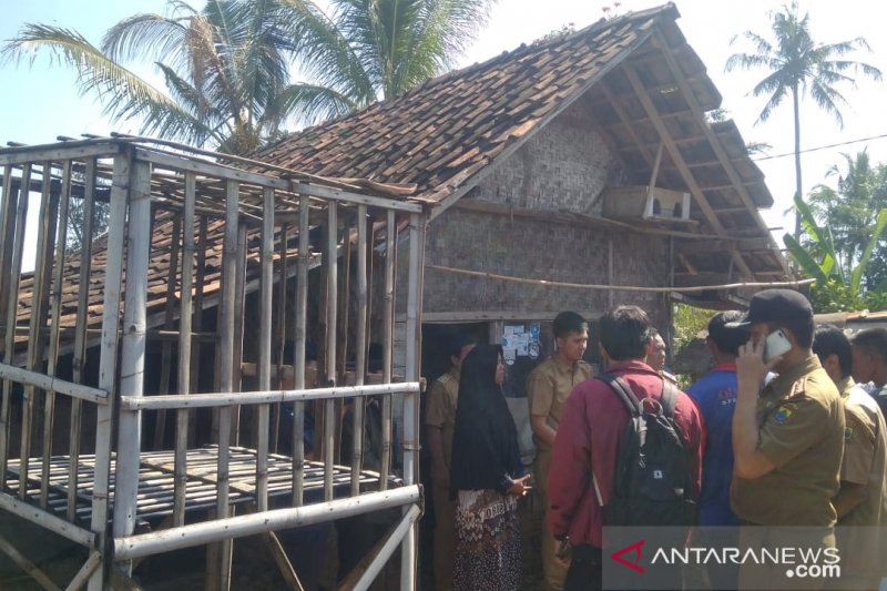 Dinas mencatat ada lebih 20.000 rumah tidak layak huni di Cianjur