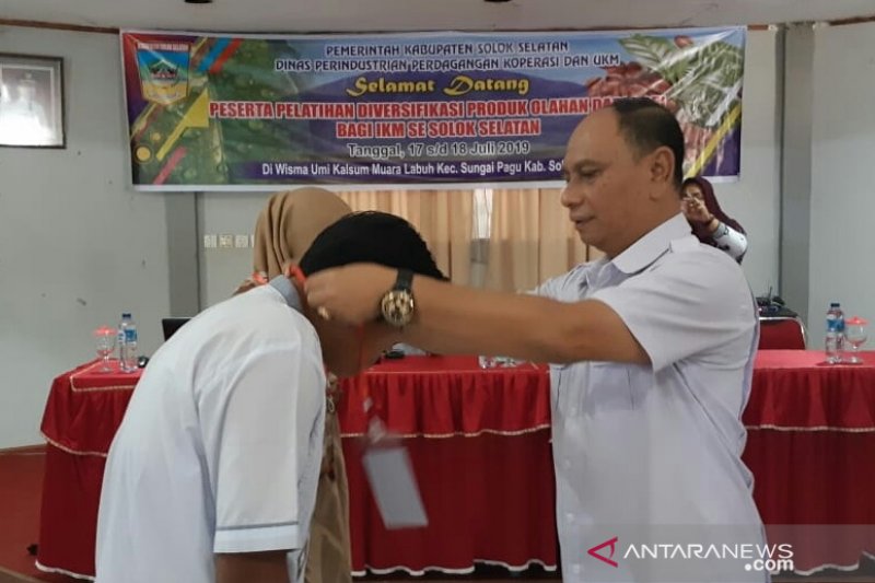 Pelaku IKM kopi Solok Selatan latih penganekaragaman produk olahan kopi