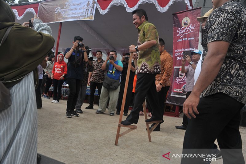 Belasan Permainan tradisional digelar di Festival Permainan anak