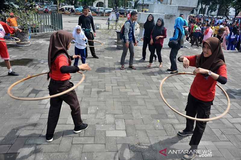 Belasan Permainan tradisional digelar di Festival Permainan anak