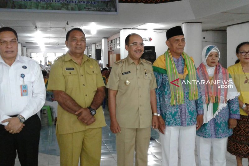 10 penjaga masjid dapat umroh gratis dari Pemkot Kupang