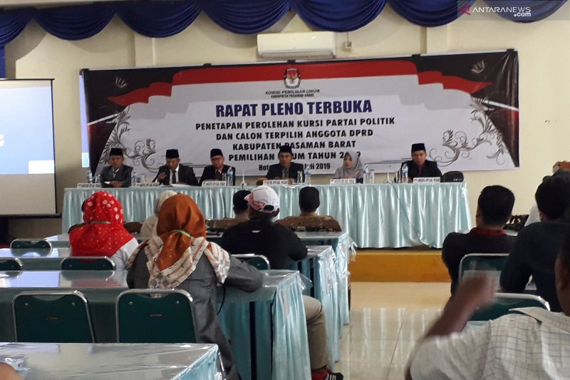 Delapan parpol penuhi ambang batas parlemen, PDIP suara terbanyak