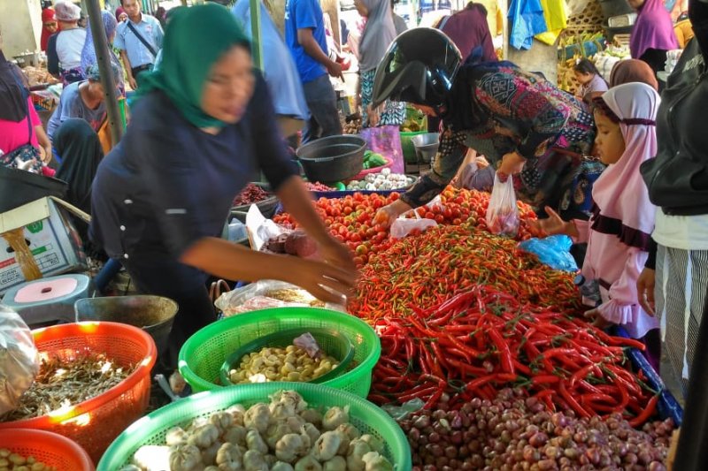 Harga cabai rawit di Mataram menembus Rp80.000
