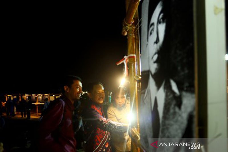 Pameran foto jalan terjal kedaulatan