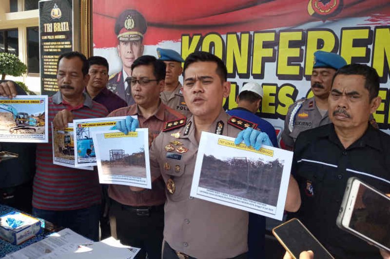 Polresta Cirebon tangkap tiga pengelola 