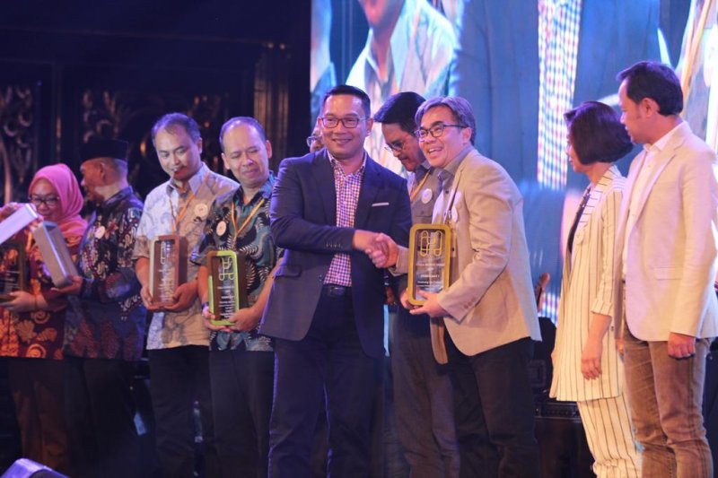 Bank BJB raih penghargaan Piala Humas Jabar 2019