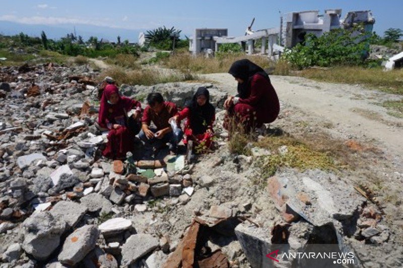 Ziarah Idul Adha di lokasi likuefaksi  Balaroa