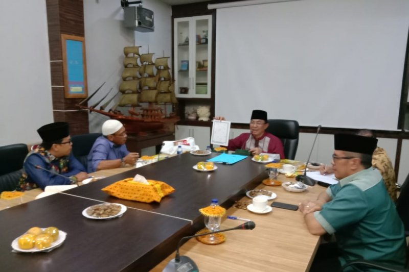 Bupati Inhil pimpin rapat final persiapan HUT ke-74 RI dan Pencanangan Program Rumah Tahfidz