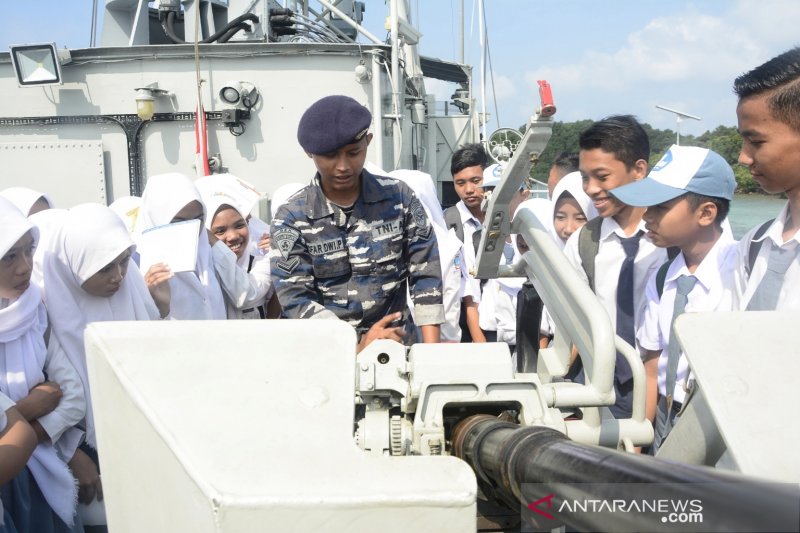 Mengenal alutsista di KRI Lemadang 632