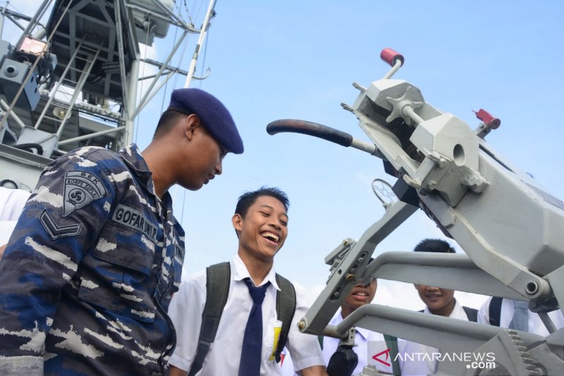 Mengenal alutsista di KRI Lemadang 632