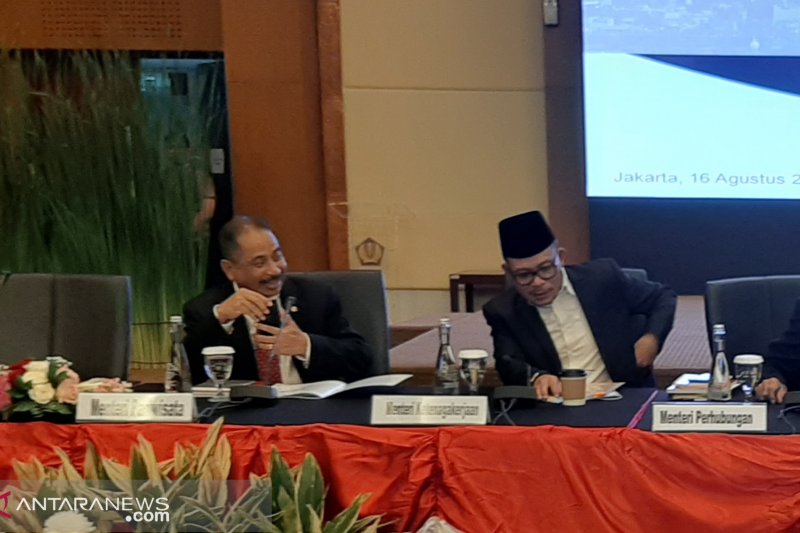 Menpar tegaskan infrastruktur destinasi super prioritas harus selesai 2020