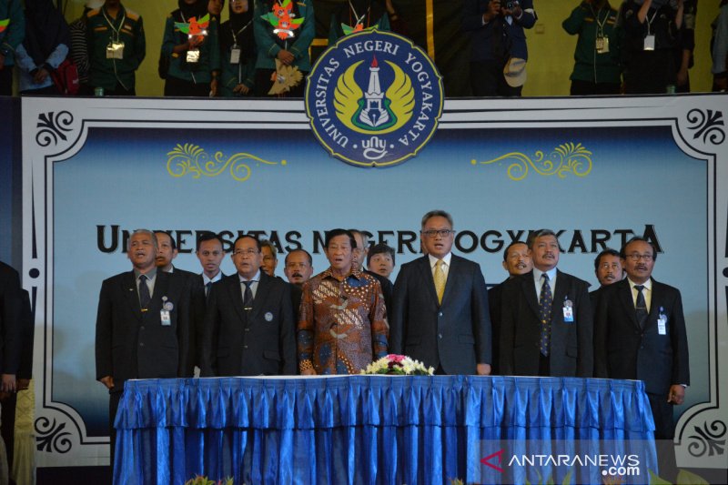 Mahasiswa harus menguasai literasi data teknologi dan kemanusiaan