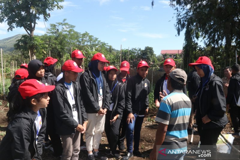 SMN-2019 Kunjungi Florikultura-Damri-BKI