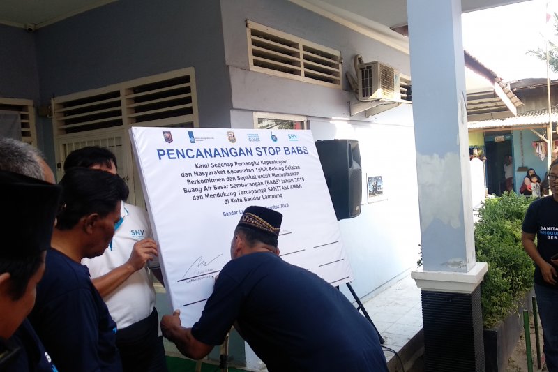 Wali Kota Bandarlampung ingatkan masyarakat pesisir jaga lingkungan sekitar