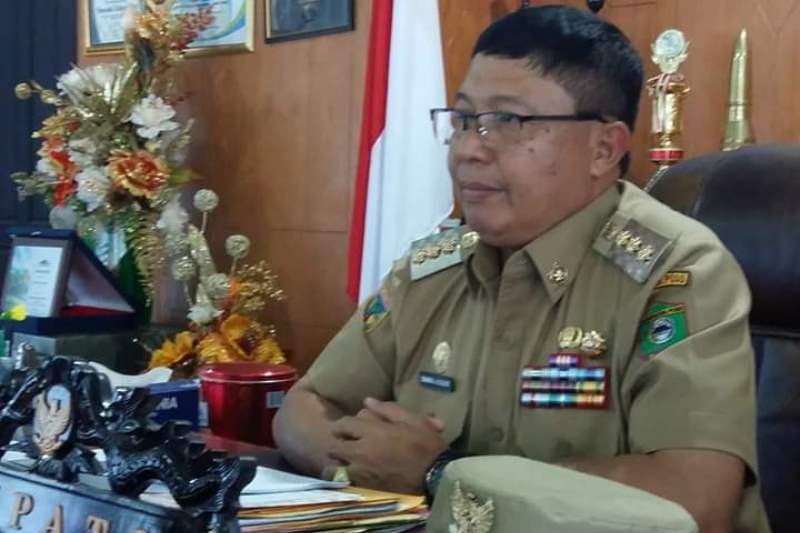 Bupati Poso resmikan Taman Baca Wawo Ntana