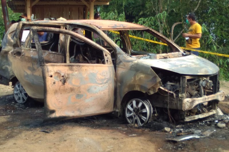 Polres Sukabumi berhasil ungkap temuan dua jasad terbakar dalam mobil